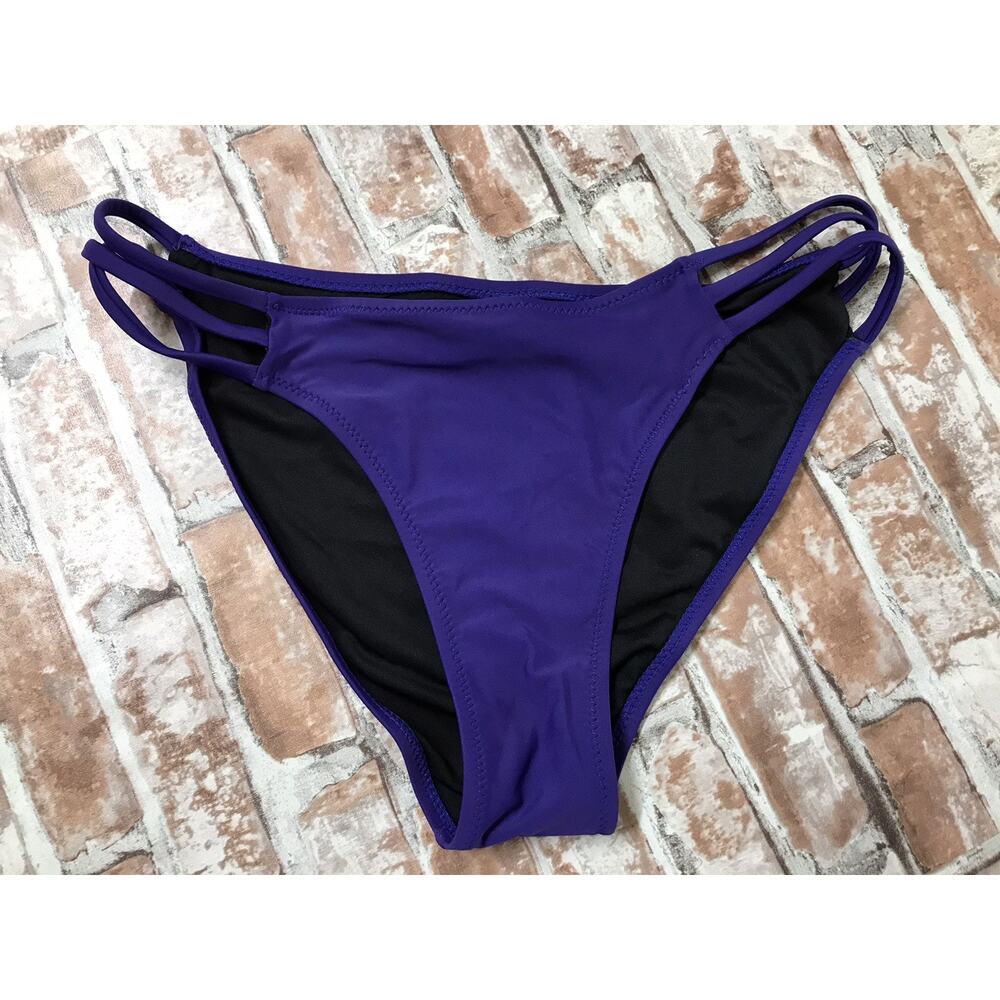 YOLIPULI Bikini Bottoms Size Medium PURPLE Swimwear SUMMER TRIPLE STRAPS NWOT
